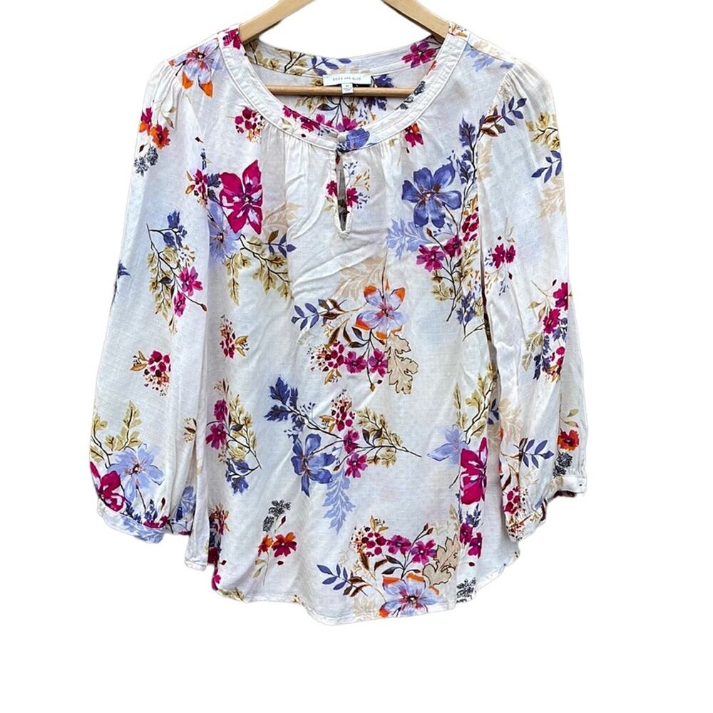 Skies are Blue floral blouse size medium